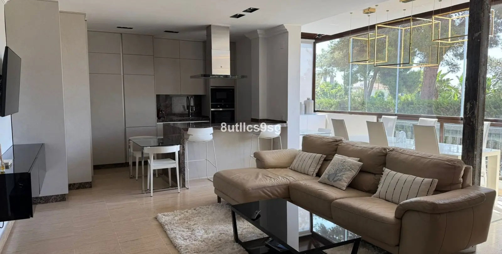 Продажа апартаментов на среднем этаже в Estepona 22