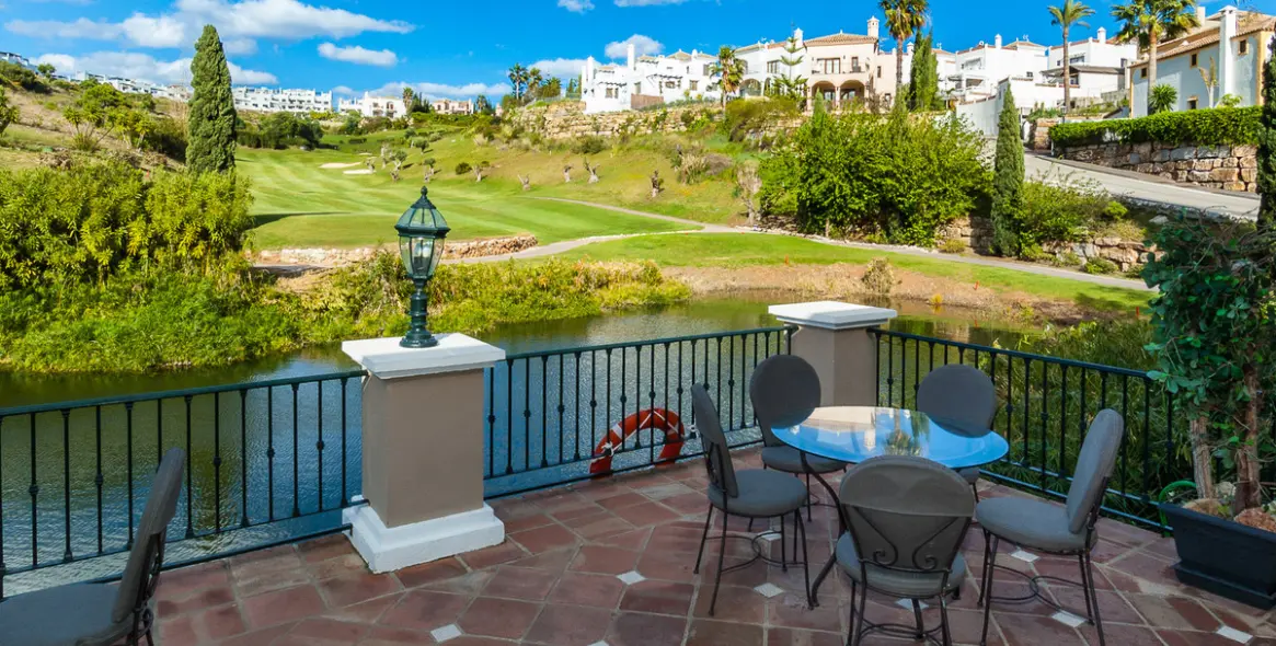 Venta de parcela residencial en New Golden Mile 14