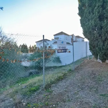 Продажа  жилого участка в Mijas Golf