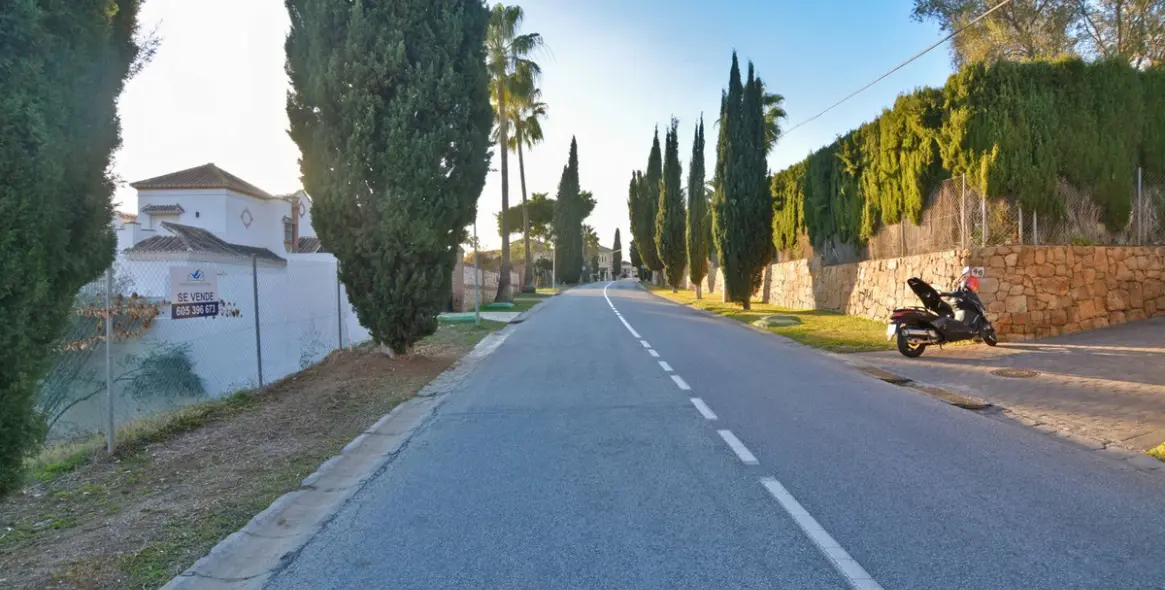 Sale of residential plot in Mijas Golf 7