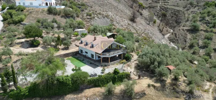 Venta de villa independiente en Canillas de Albaida 0