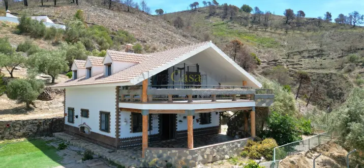 Venta de villa independiente en Canillas de Albaida 1