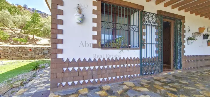 Venta de villa independiente en Canillas de Albaida 3