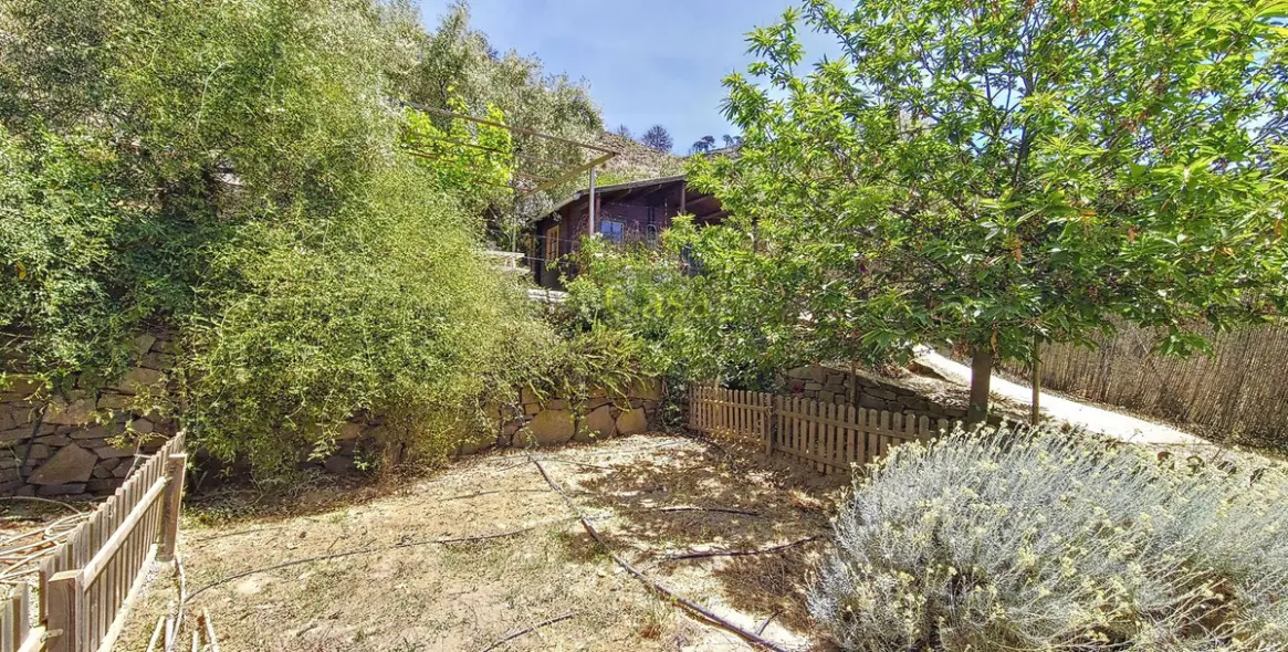 Продажа  отдельно стоящей виллы в Canillas de Albaida 44