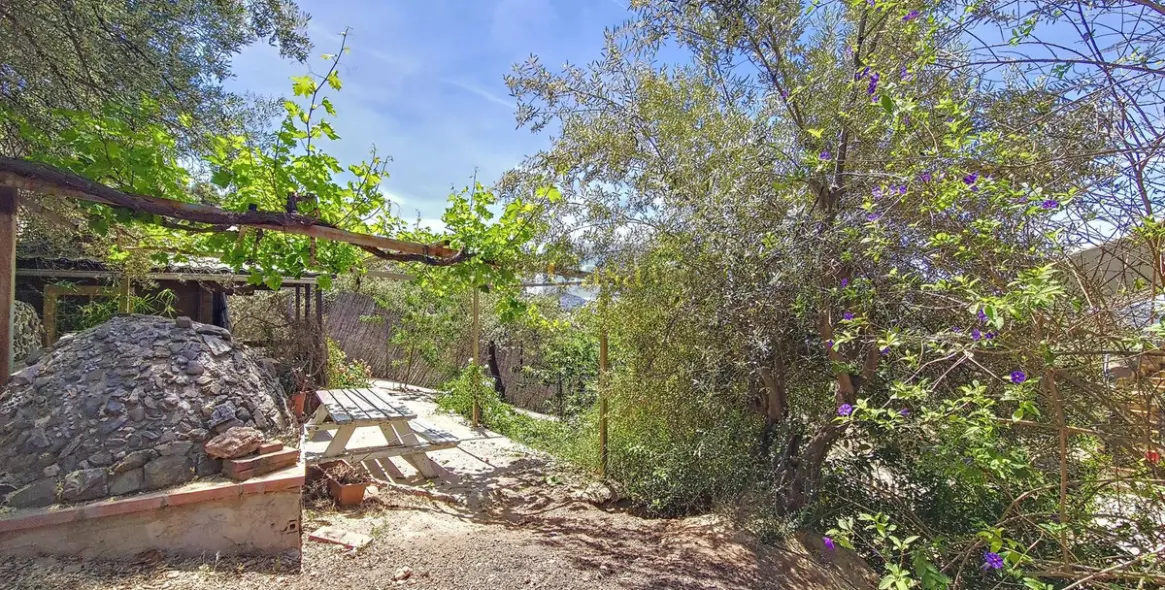 Продажа  отдельно стоящей виллы в Canillas de Albaida 50