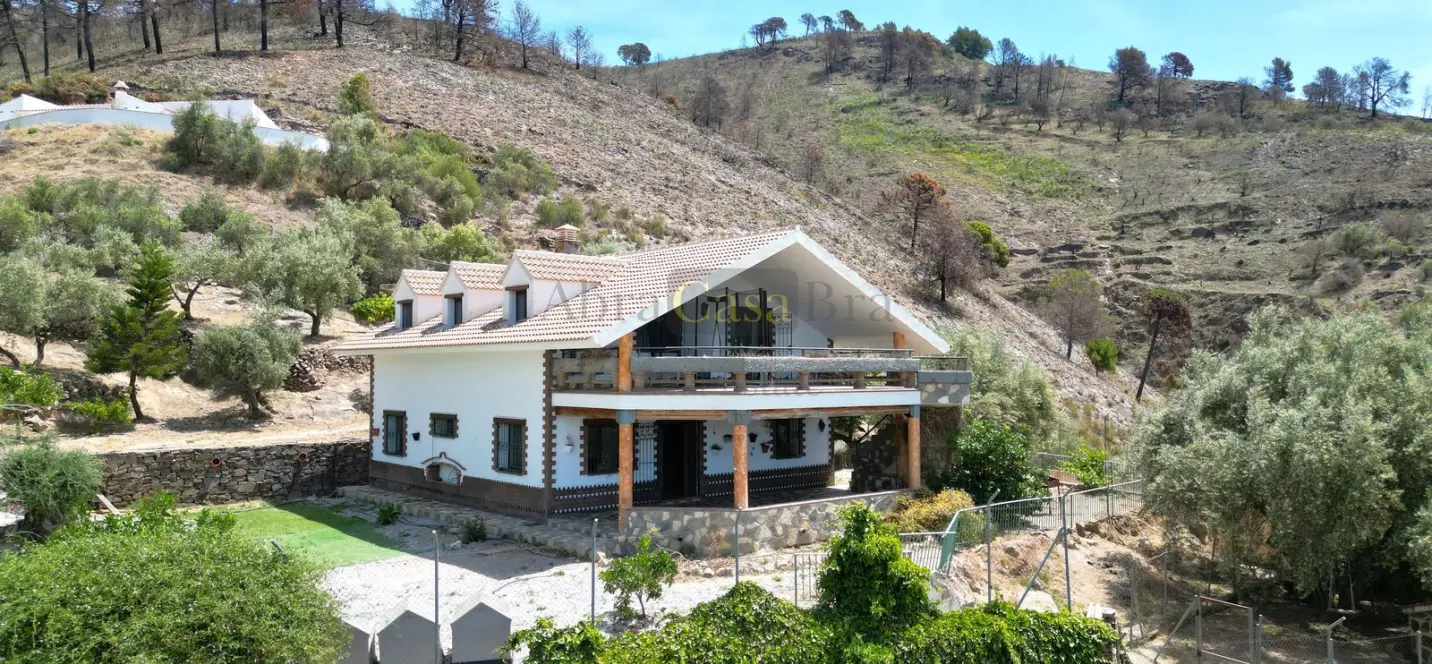 Venta de villa independiente en Canillas de Albaida 2