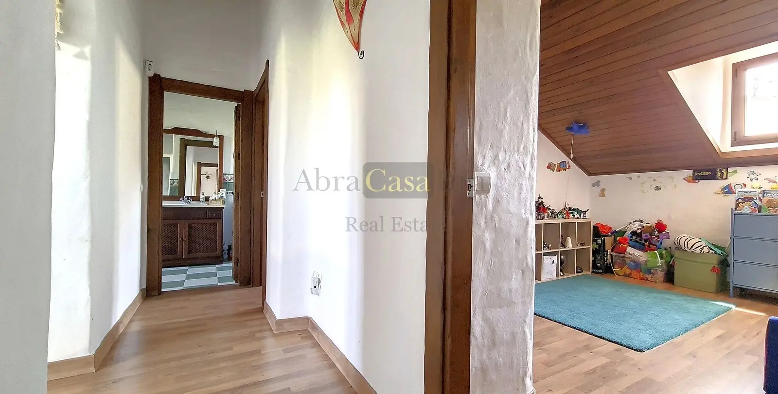 Продажа  отдельно стоящей виллы в Canillas de Albaida 32