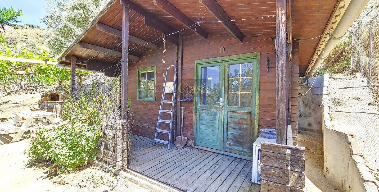 Продажа  отдельно стоящей виллы в Canillas de Albaida 45
