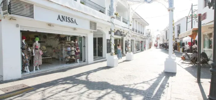 Sale of shop in Mijas 0