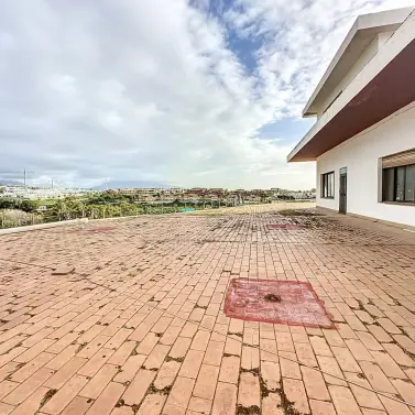 Sale of commercial premises in Cancelada