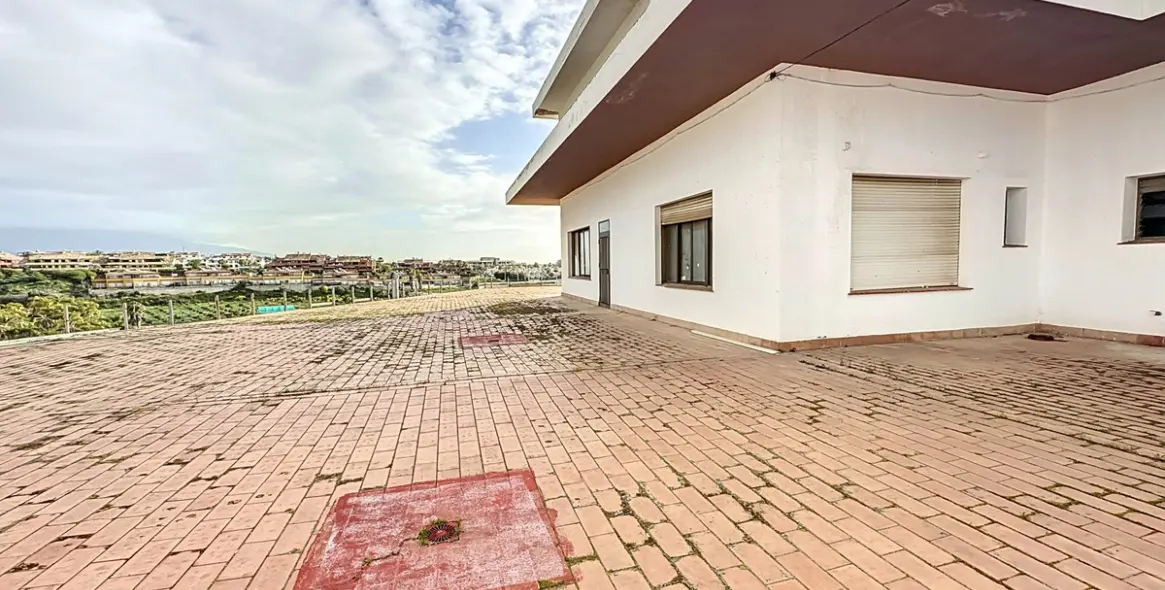 Продажа коммерческого помещения в Cancelada 5