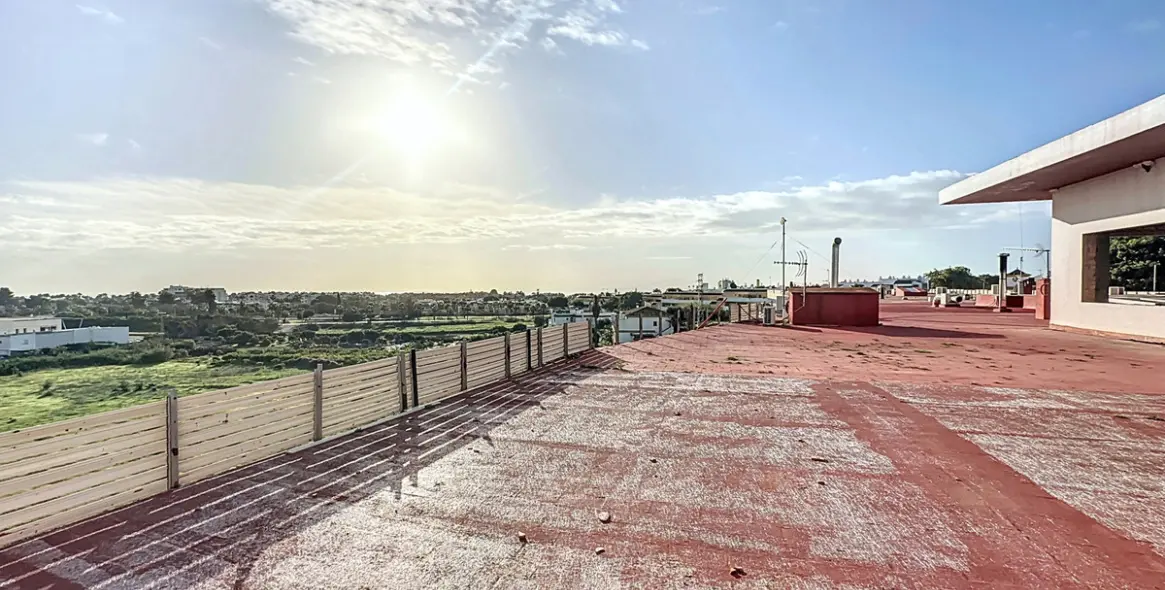 Продажа коммерческого помещения в Cancelada 23