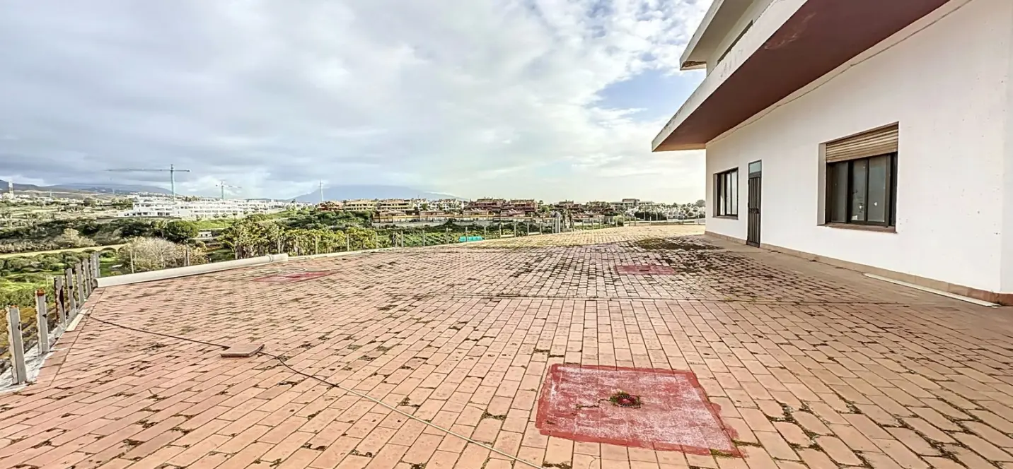 Venta de local comercial en Cancelada 0