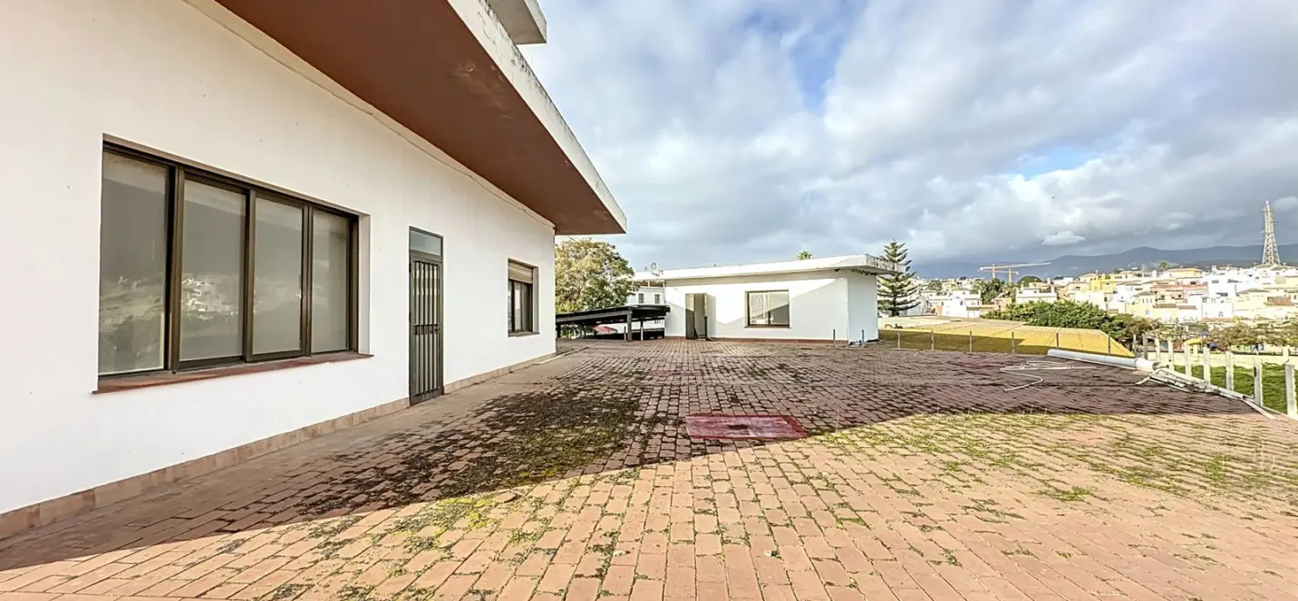 Venta de local comercial en Cancelada 1