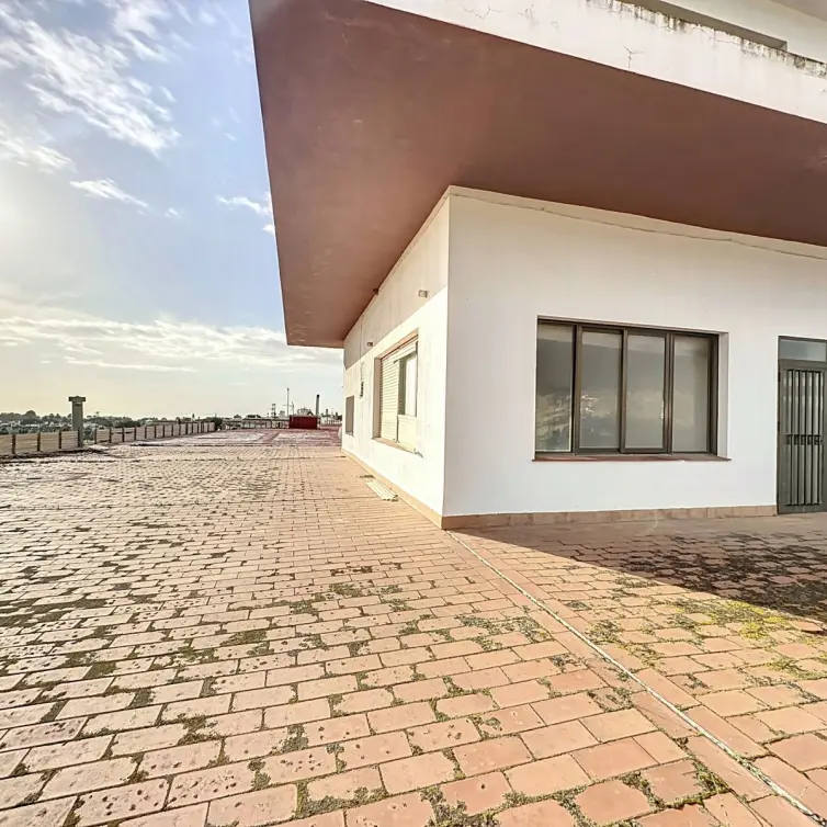 Venta de local comercial en Cancelada