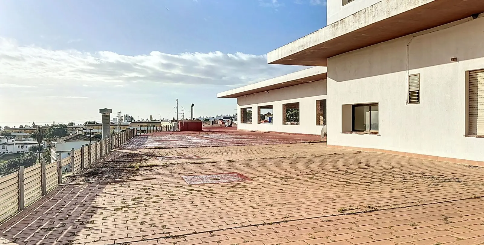 Venta de local comercial en Cancelada 8