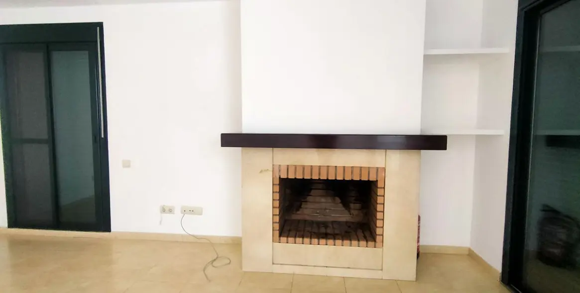 Sale of semi-detached house in Cancelada 11