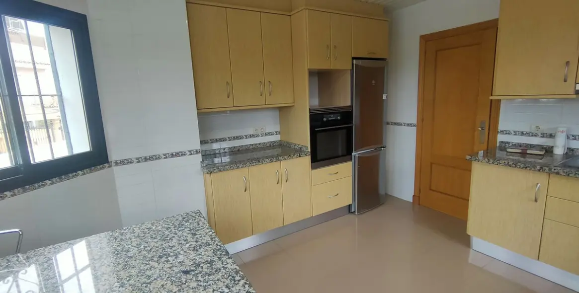 Sale of semi-detached house in Cancelada 13