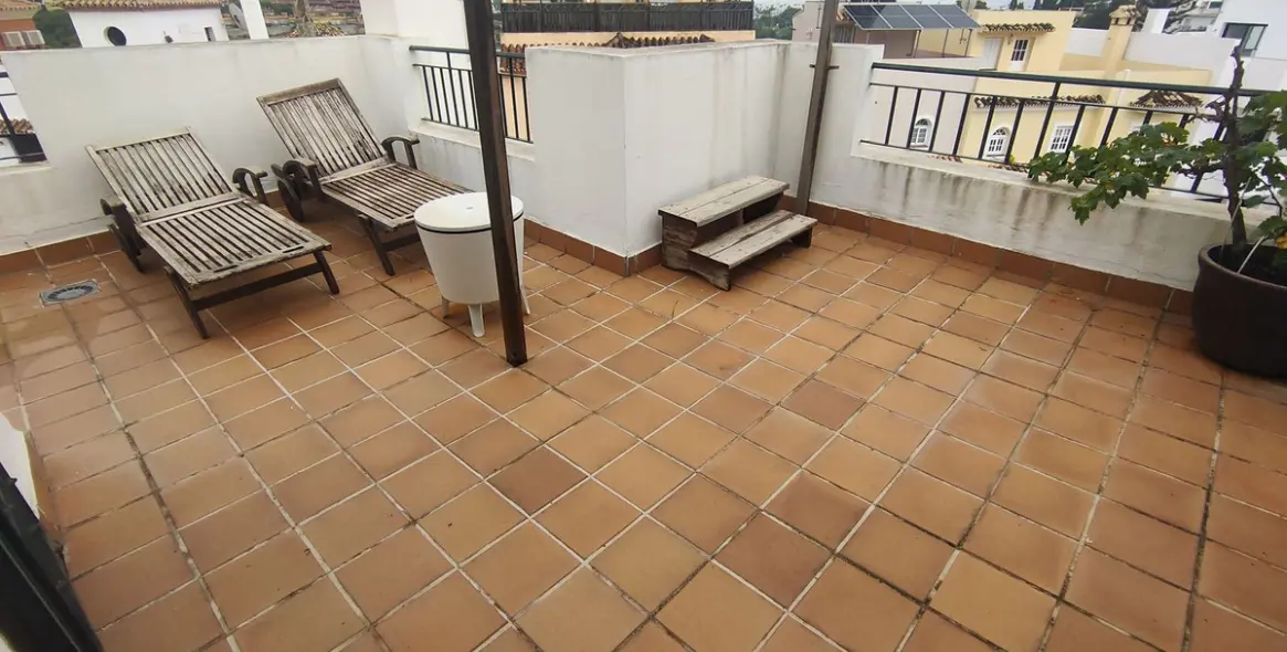 Sale of semi-detached house in Cancelada 17