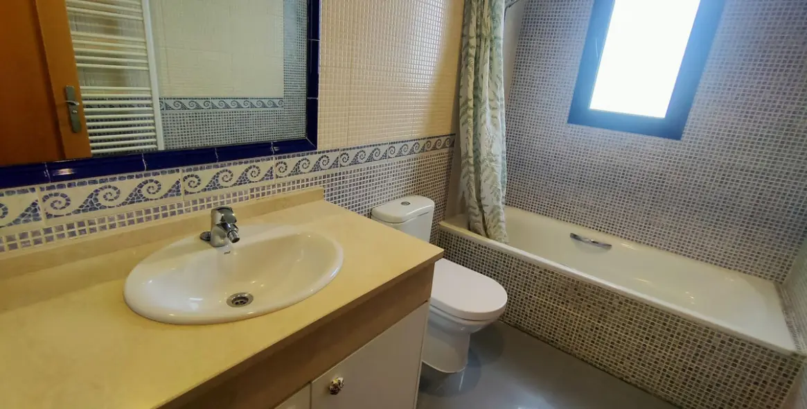 Sale of semi-detached house in Cancelada 21