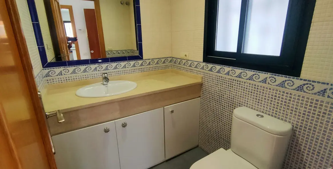 Sale of semi-detached house in Cancelada 24