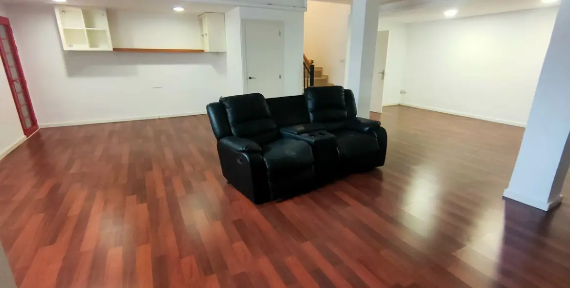 Sale of semi-detached house in Cancelada 28