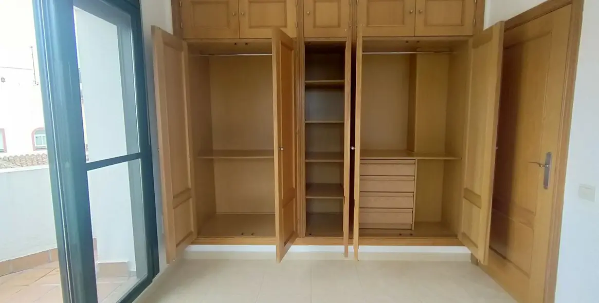 Sale of semi-detached house in Cancelada 38