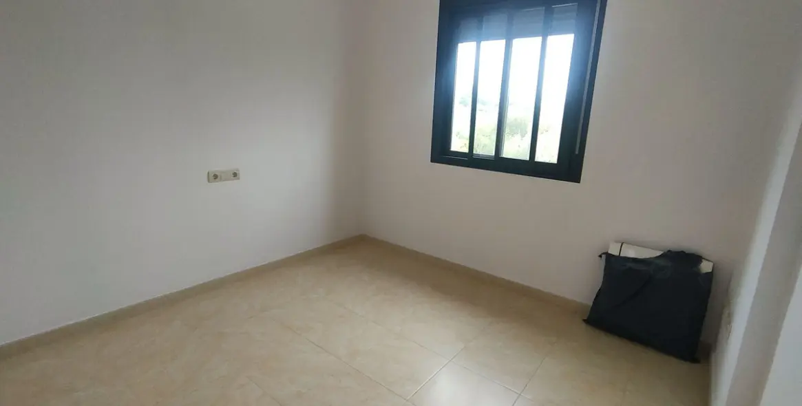 Sale of semi-detached house in Cancelada 41