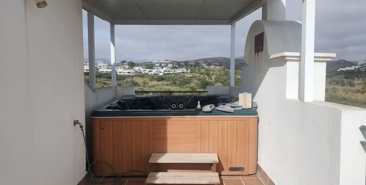 Sale of semi-detached house in Cancelada 42