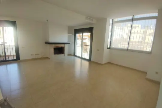 Image 6 thumb