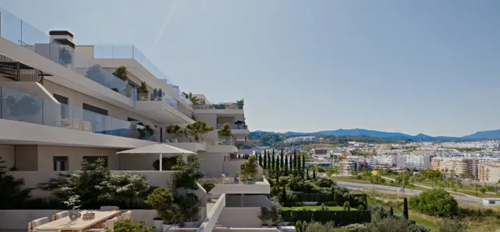 Продажа апартаментов на первом этаже в Estepona 0