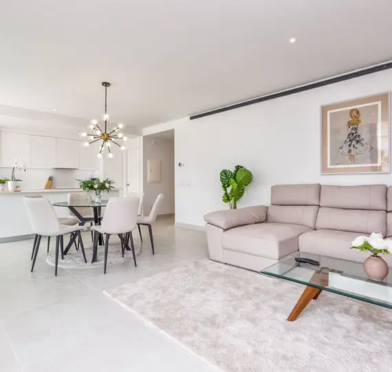 Продажа апартаментов на первом этаже в Fuengirola