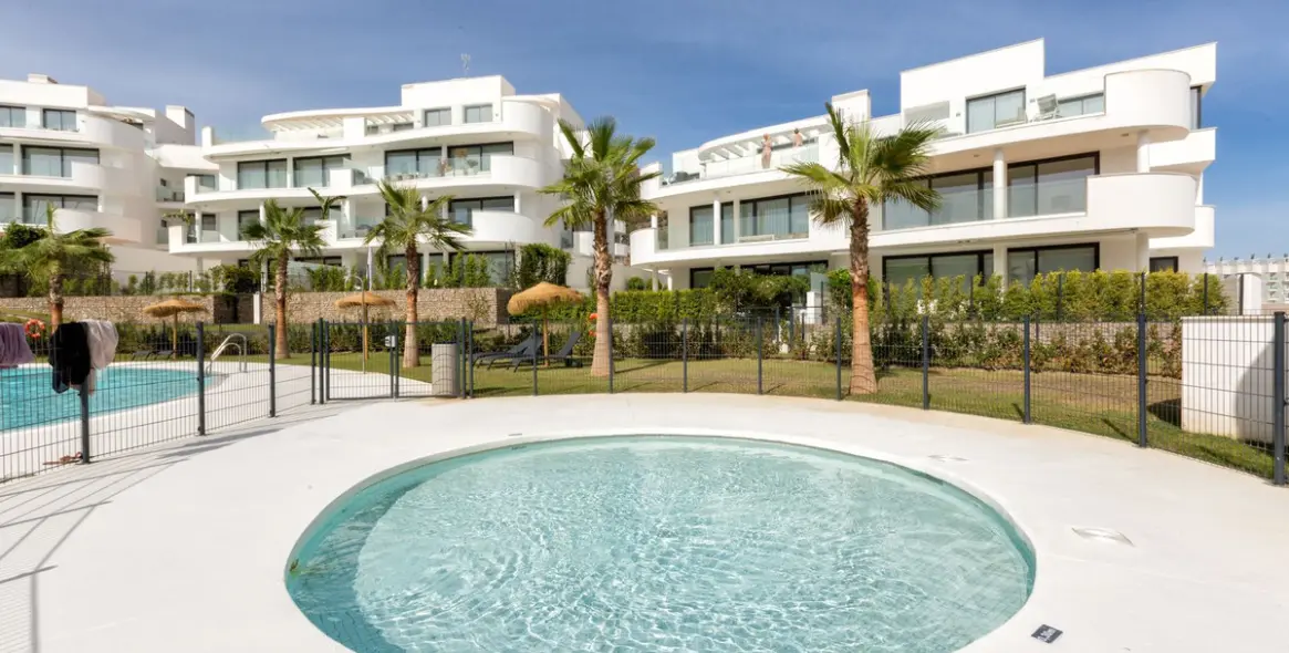 Продажа апартаментов на первом этаже в Fuengirola 8