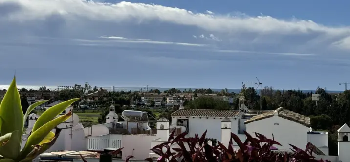 Sale of penthouse in Nueva Andalucía 1