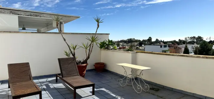 Sale of penthouse in Nueva Andalucía 2