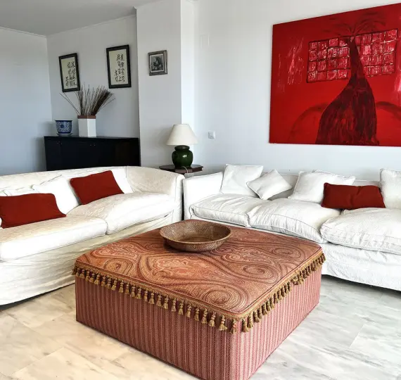 Sale of penthouse in Nueva Andalucía