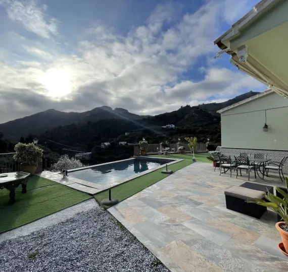 Venta de villa independiente en Nerja