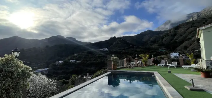 Venta de villa independiente en Nerja 4