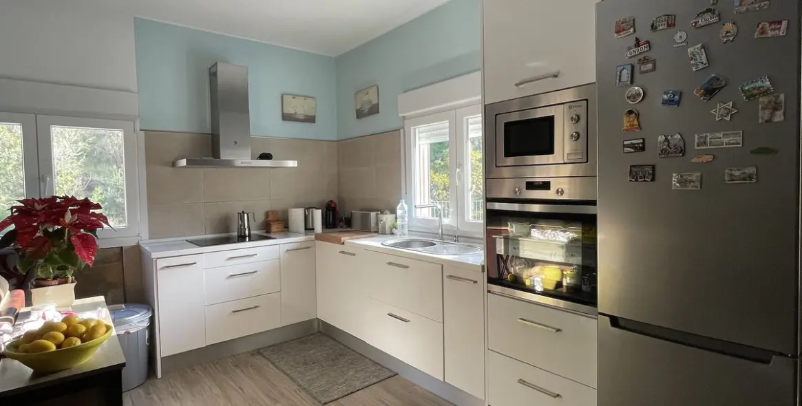 Продажа  отдельно стоящей виллы в Nerja 10