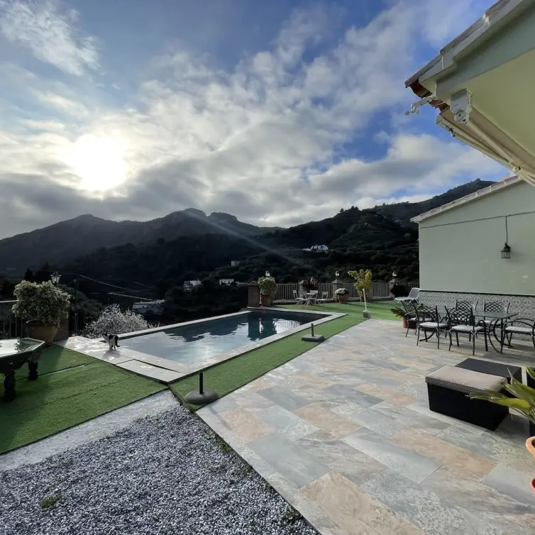 Venta de villa independiente en Nerja