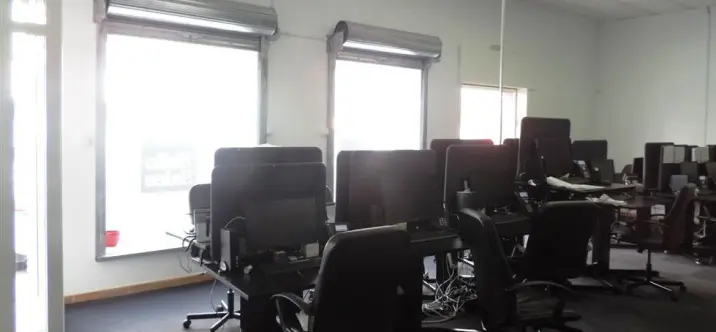 Venta de local comercial en Fuengirola 3