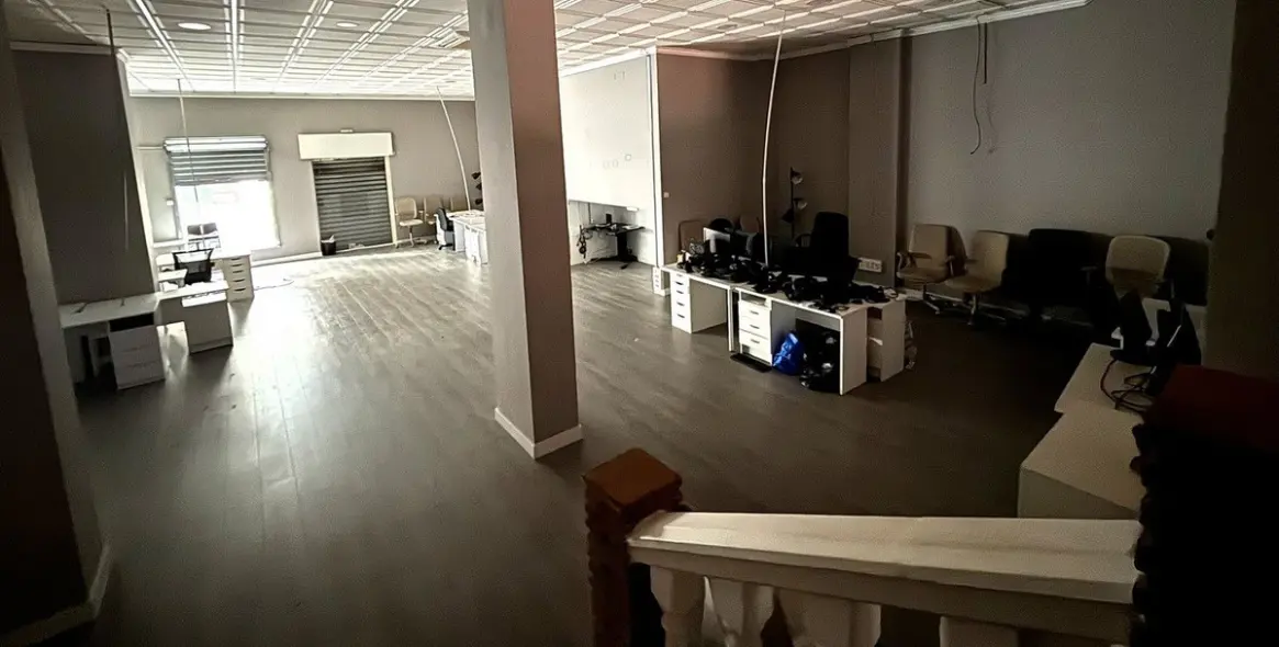 Продажа коммерческого помещения в Fuengirola 11