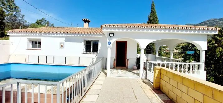 Venta de finca - cortijo en Mijas 0