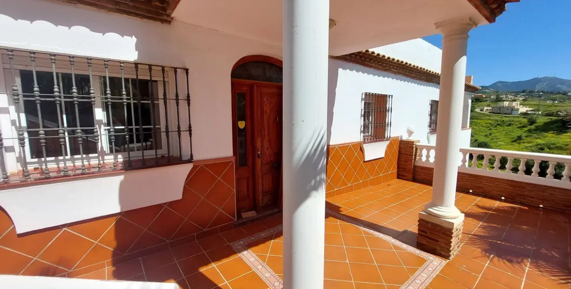 Продажа финки в Mijas 10