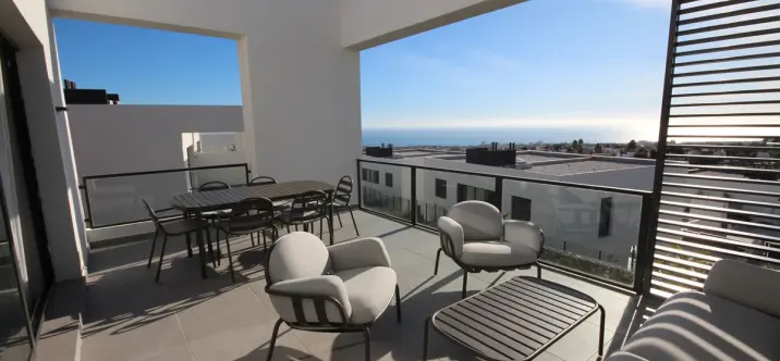 Sale of semi-detached house in Riviera del Sol 1