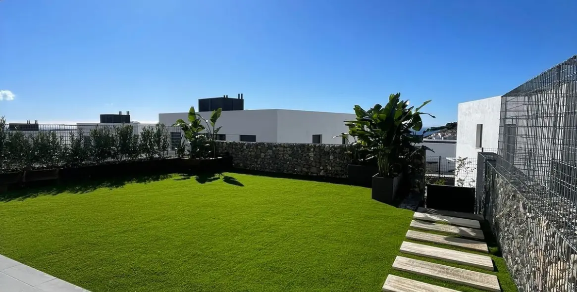 Продажа дома на две семьи в Riviera del Sol 12