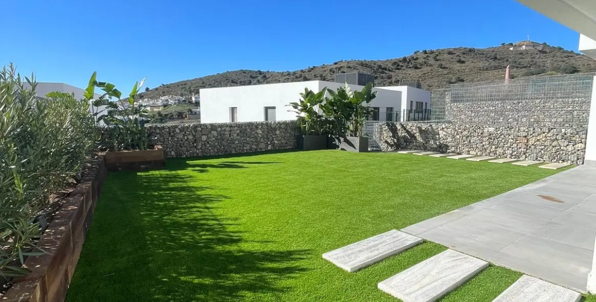 Продажа дома на две семьи в Riviera del Sol 13