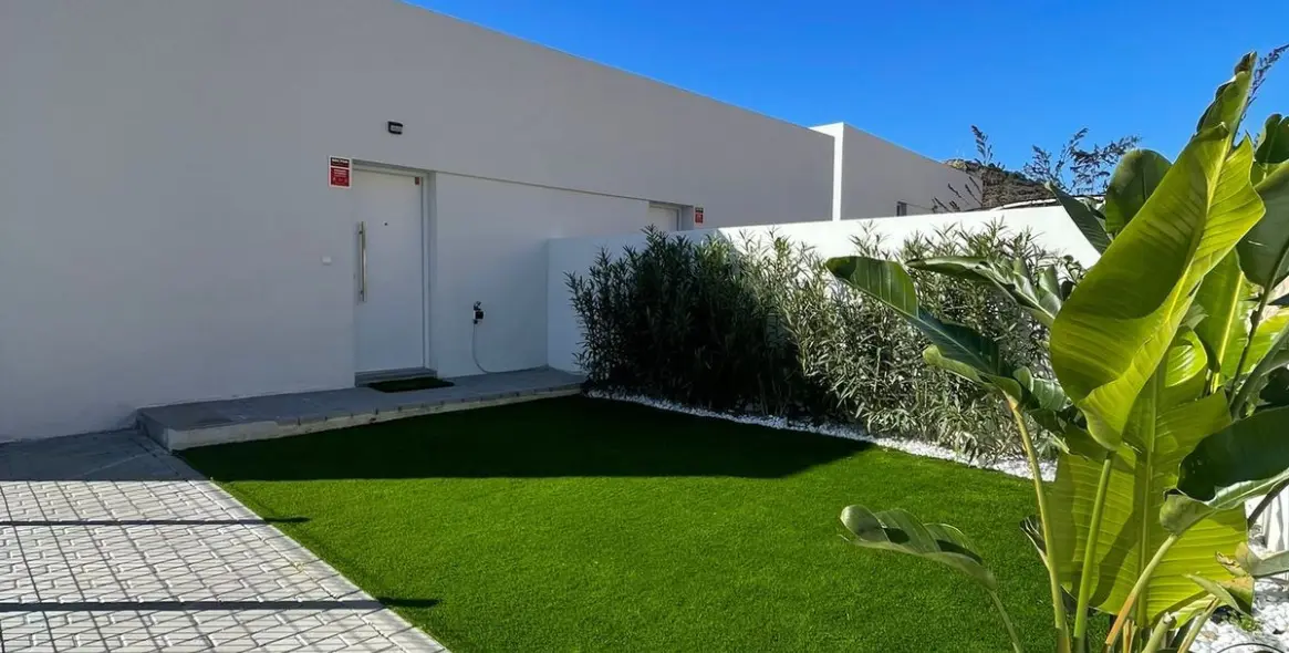 Продажа дома на две семьи в Riviera del Sol 14