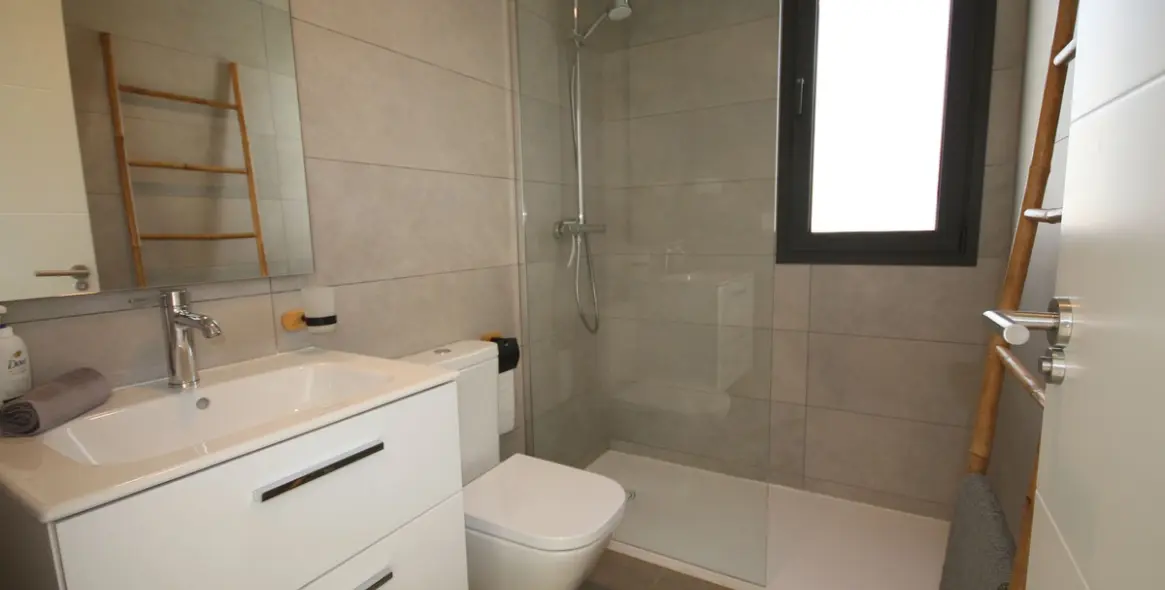 Продажа дома на две семьи в Riviera del Sol 36