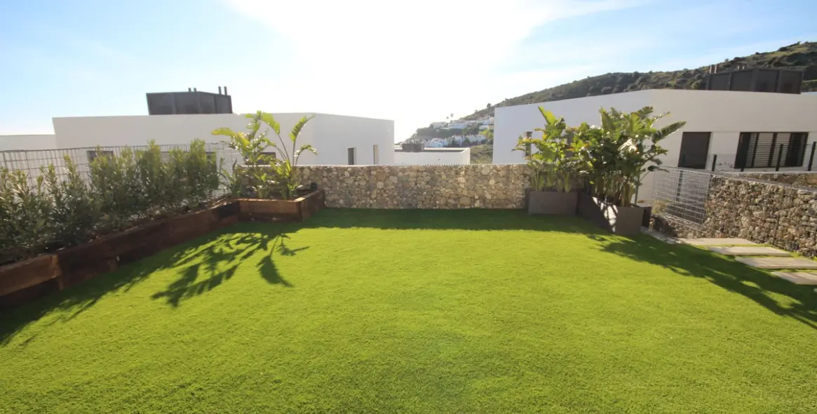 Продажа дома на две семьи в Riviera del Sol 46